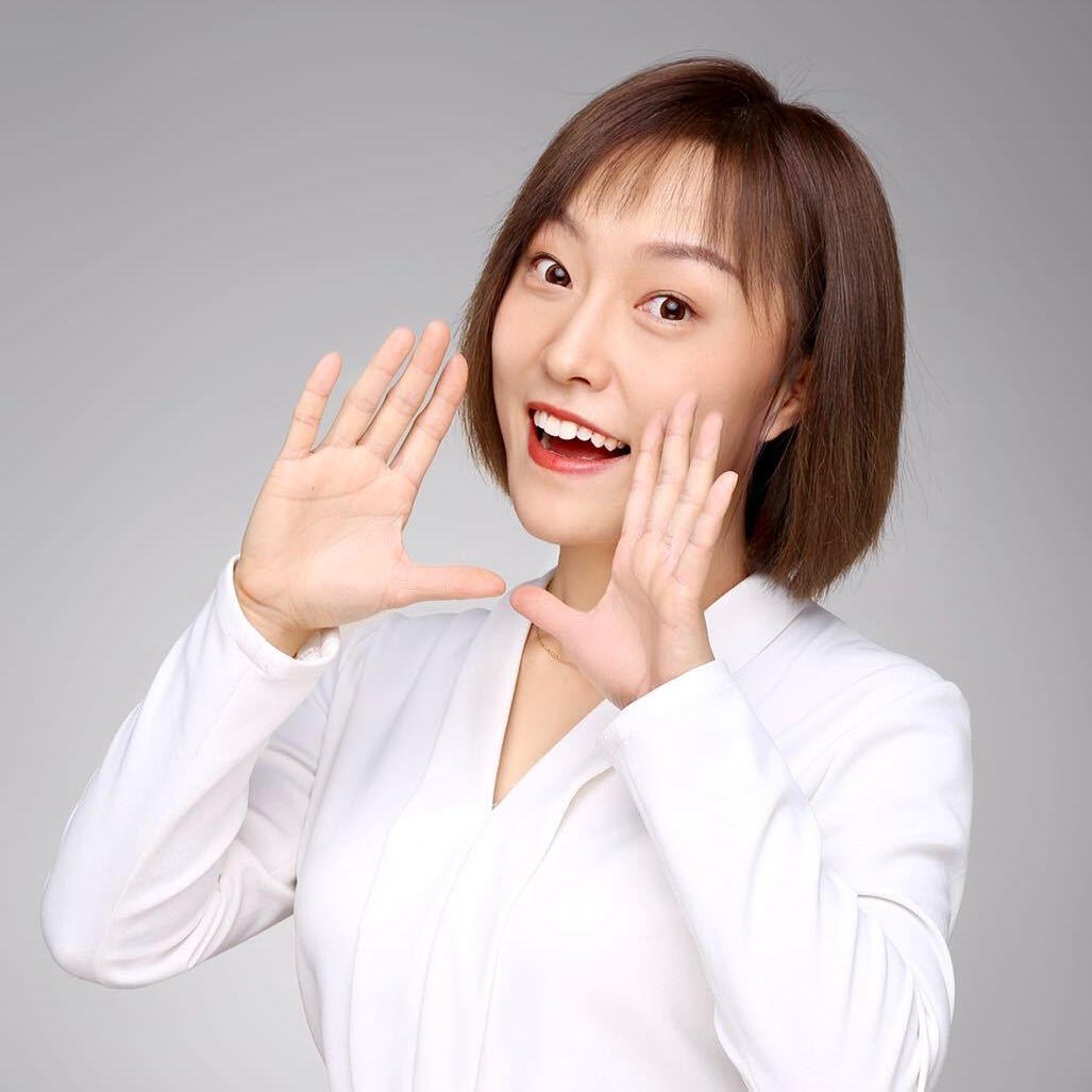 Rita Fan — Mandarin Pronunciation Instructor Headshot of Rita Fan (Fàn Lǎoshī), Mandarin pronunciation teacher and bootcamp instructor